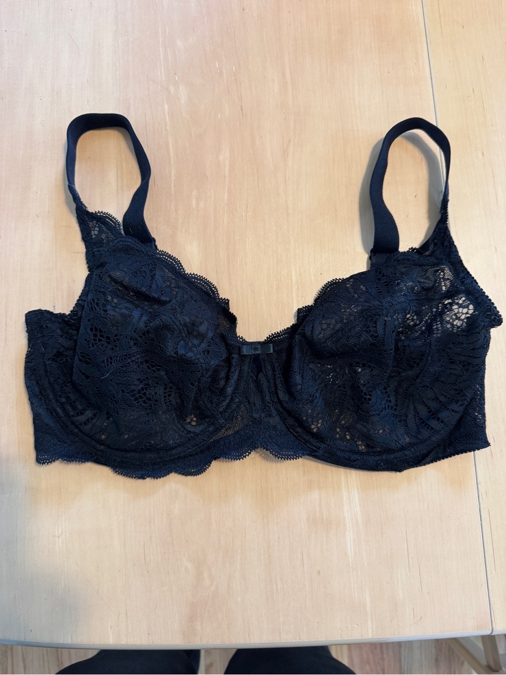 Felina Black Lace Underwire Bra with Scalloped Edge
